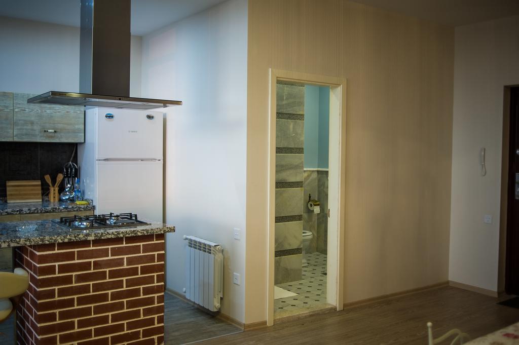 Apartment On Takaishvili Batumi Bagian luar foto